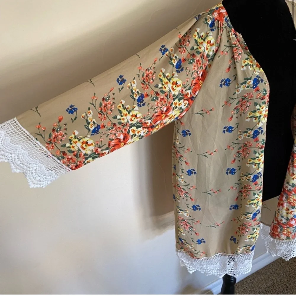 Relipop Kimono Wrap - Picture 2 of 4